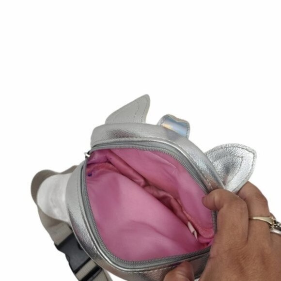 Unicorn Silver Metallic Sequin Round Fanny Pack - Picture 7 of 11